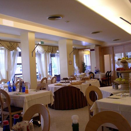 Hotel Zurigo Varazze Zewnętrze zdjęcie