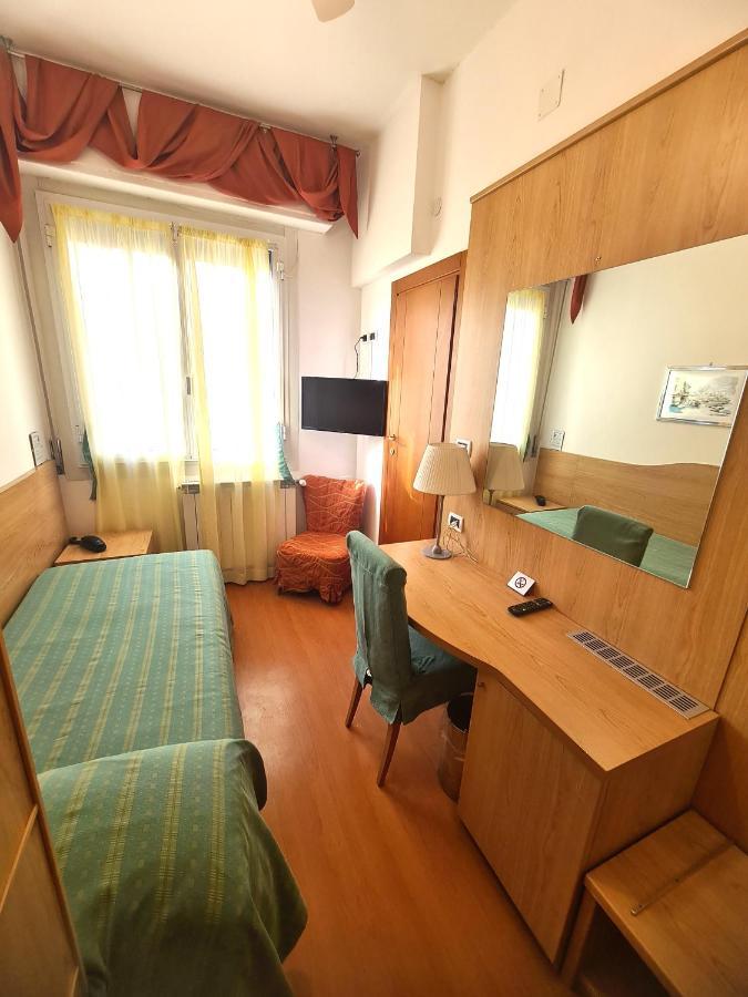 Hotel Zurigo Varazze Zewnętrze zdjęcie