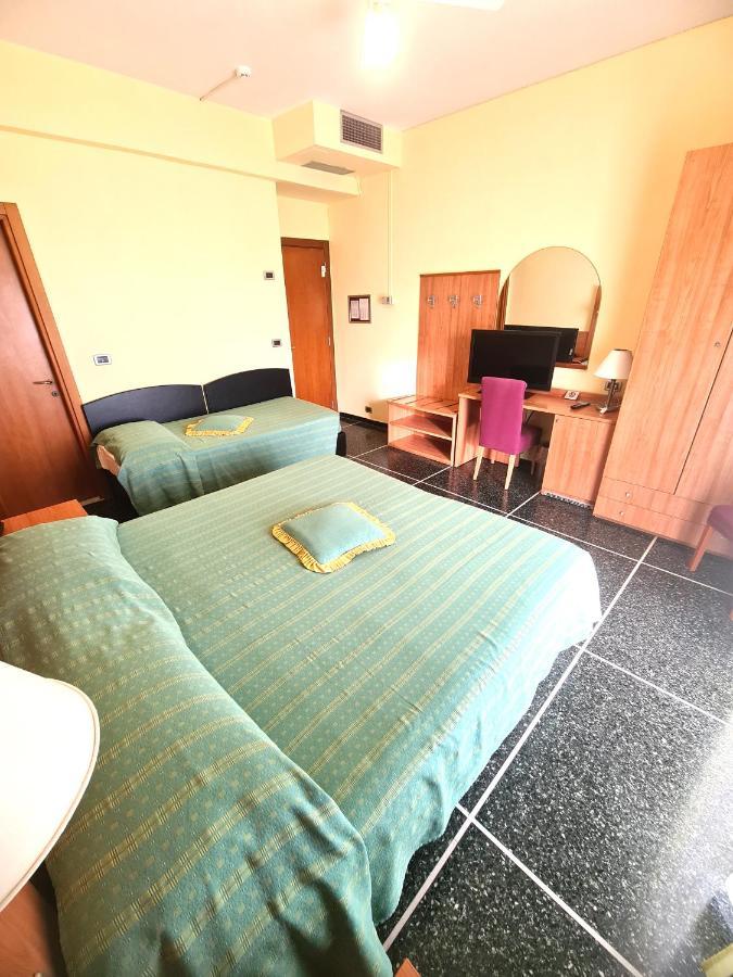 Hotel Zurigo Varazze Zewnętrze zdjęcie