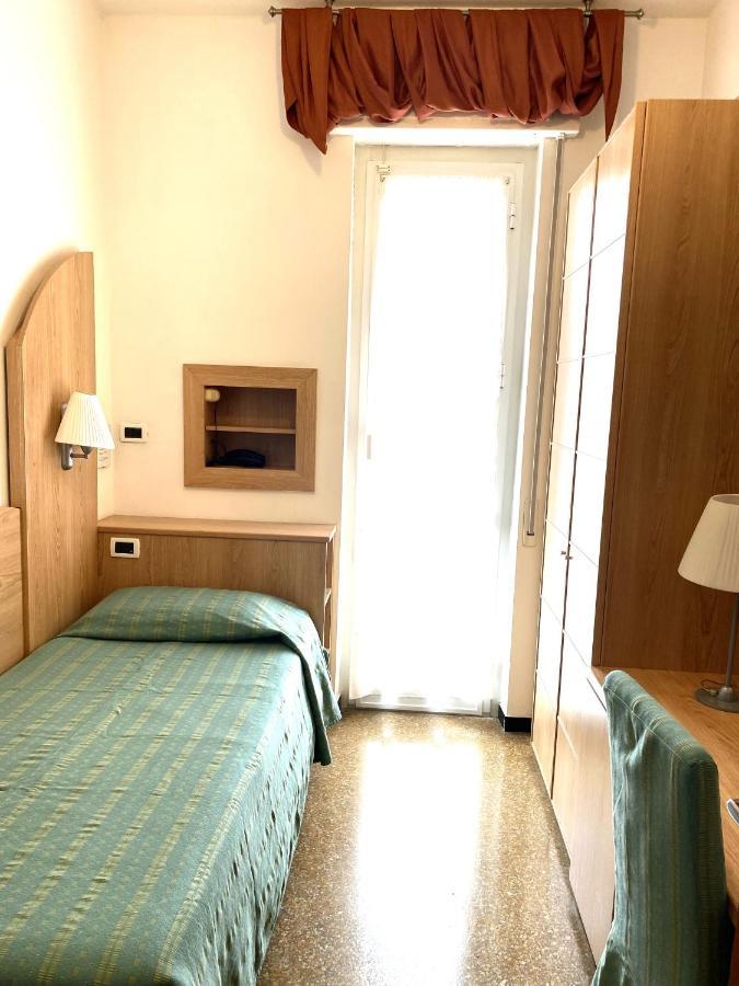 Hotel Zurigo Varazze Zewnętrze zdjęcie
