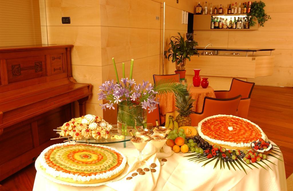 Hotel Zurigo Varazze Zewnętrze zdjęcie